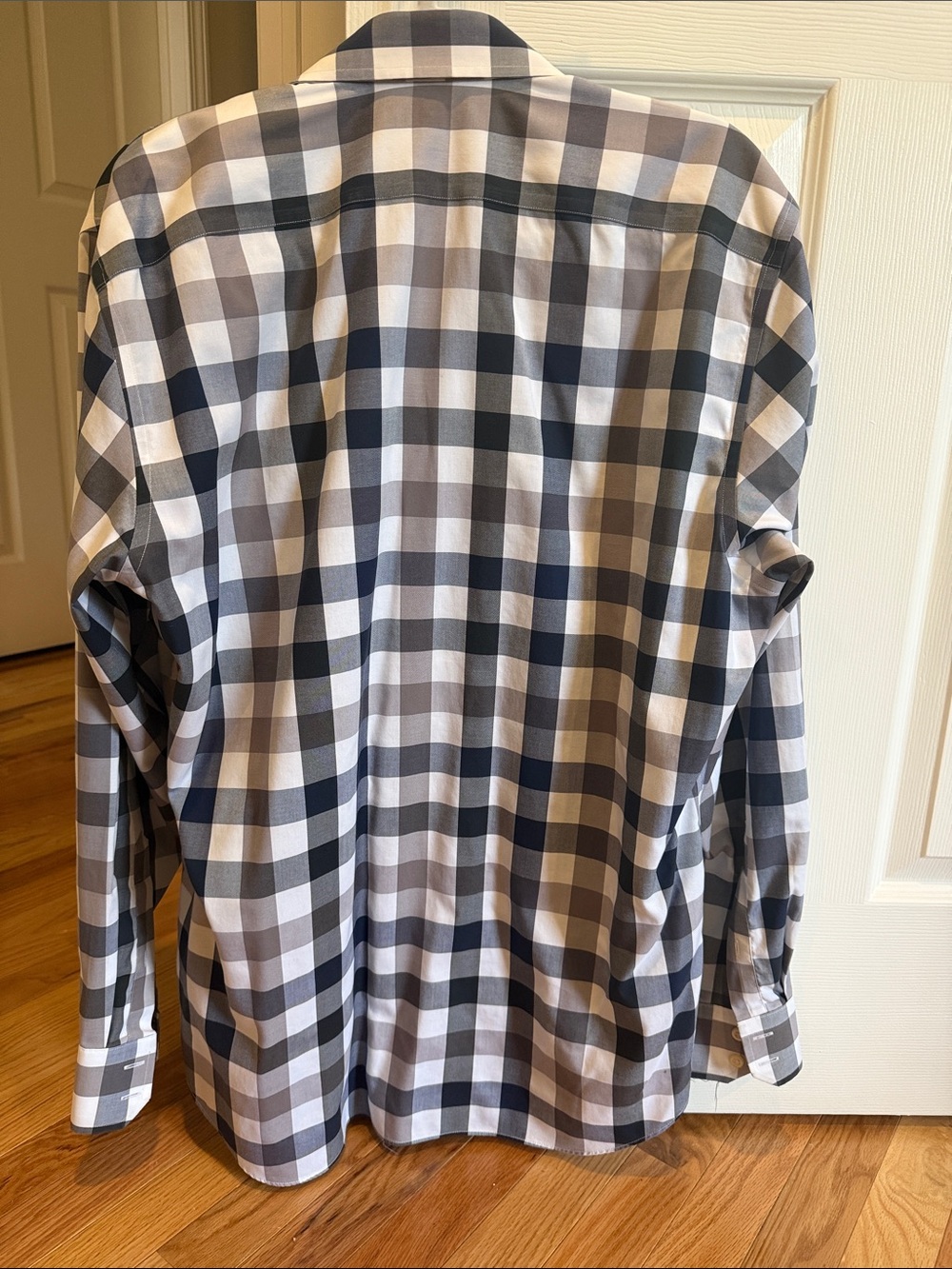 Banana Republic Men's Navy and Gray Plaid Dress Shirt - Picture 2 of 3